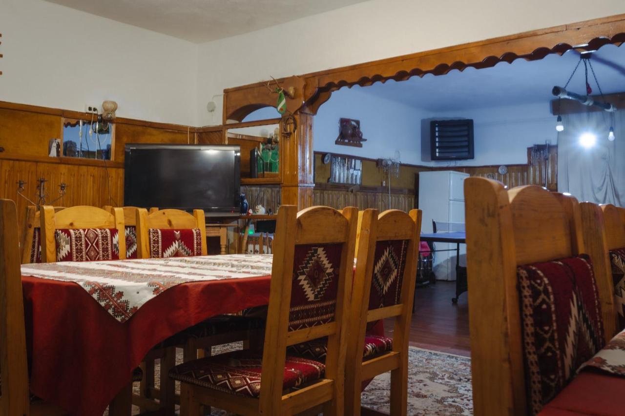 Apartamento Surasul Muntelui Dragoslavele Exterior foto